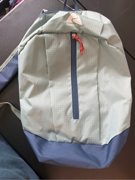 Ozark Trail Other - Ozark Trail Men's Two-Tone Light Green & Navy Backpack